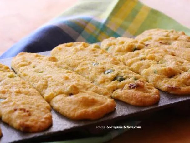Jalapeno-maïsbroodstengels met ahornhoning