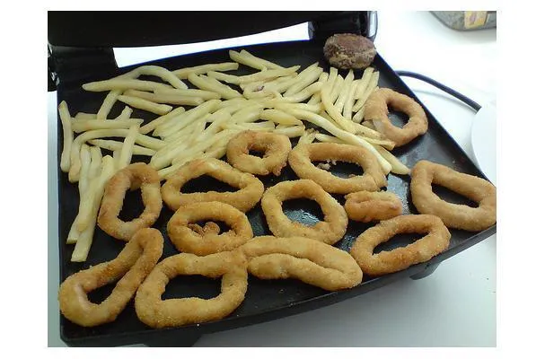 Overgebleven frietsalade