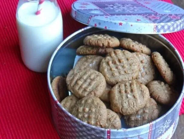 3-ingrediënten amandelboterkoekjes