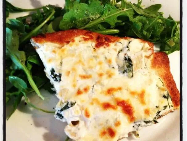 Maandag zonder vlees :: Pizza met spinazie en artisjok