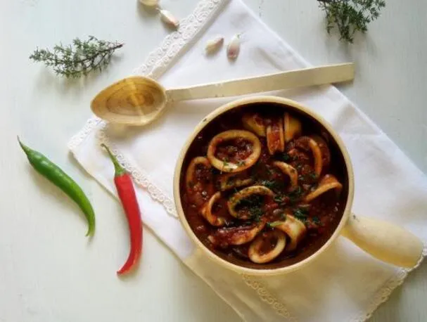 Mediterrane inktvisstew