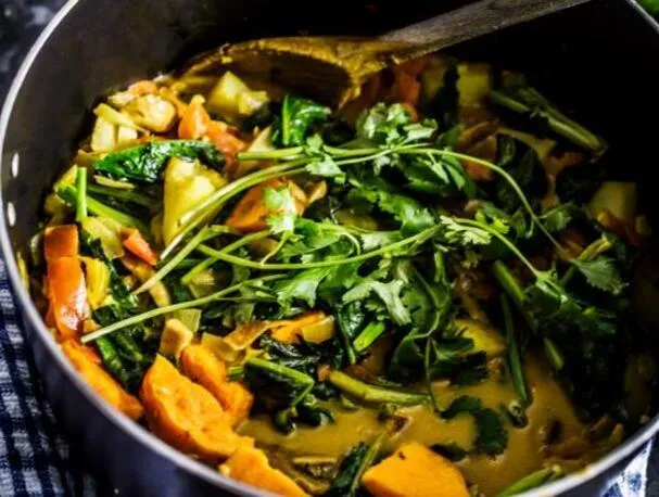 Aardappel- en kokoscurry