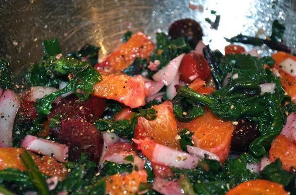 Geroosterde bietensalade met sinaasappelpartjes