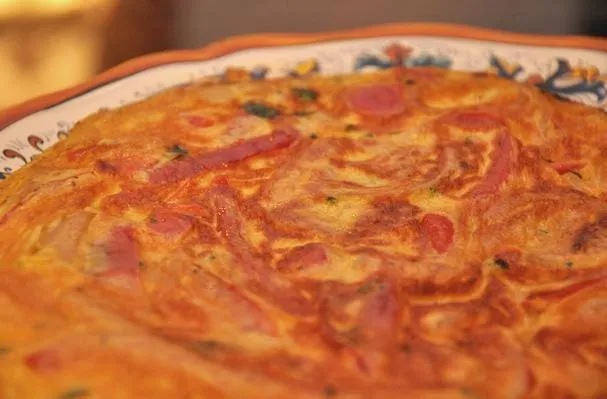 Courgette- en paprikafrittata