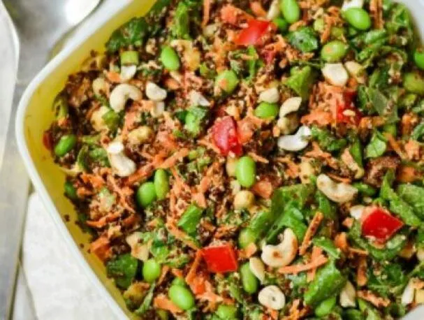 Cashew-sesam quinoa salade